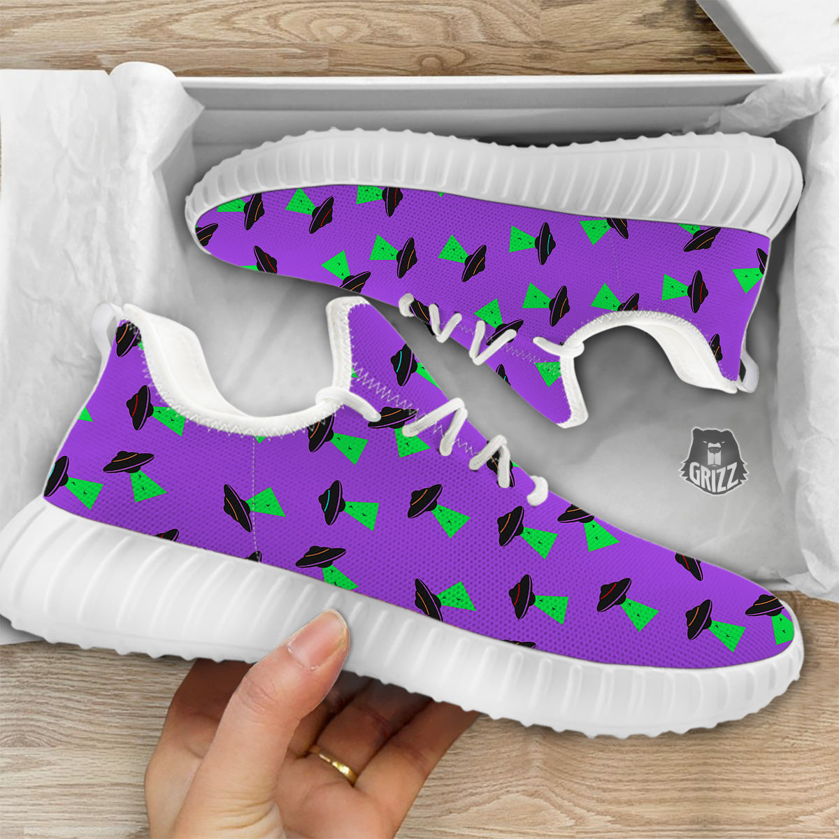 Purple UFO Alien Spaceship Print Pattern White Walking Shoes-grizzshop