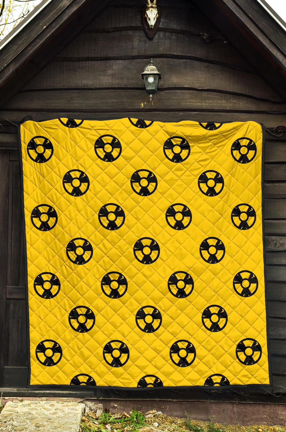 Radiation Pattern Print Quilt-grizzshop