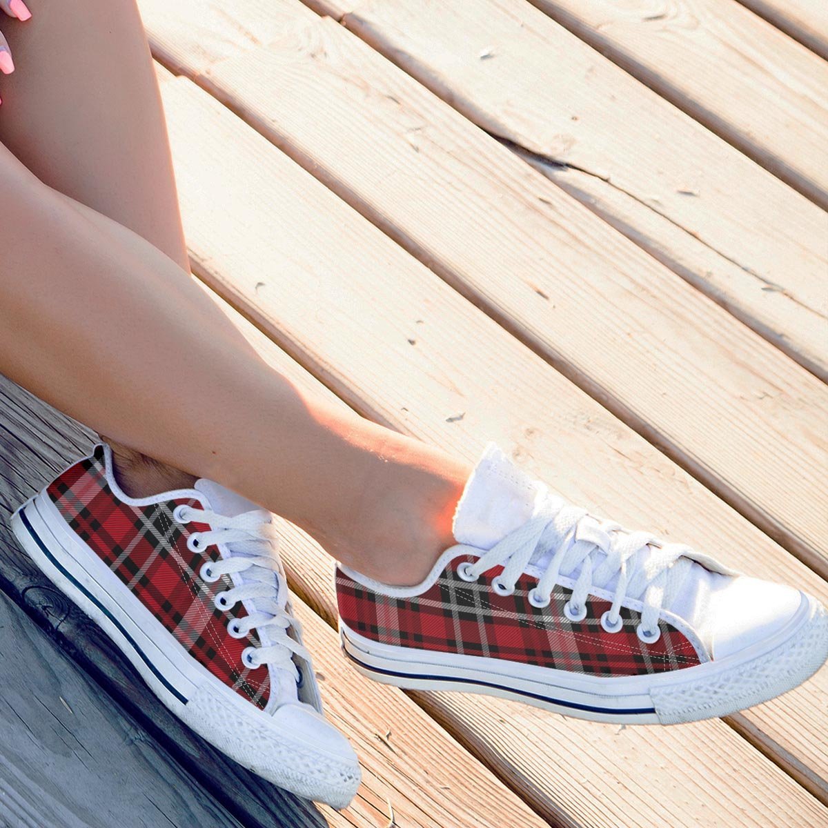 Red Plaid Tartan Print Men's Low Top Shoes-grizzshop