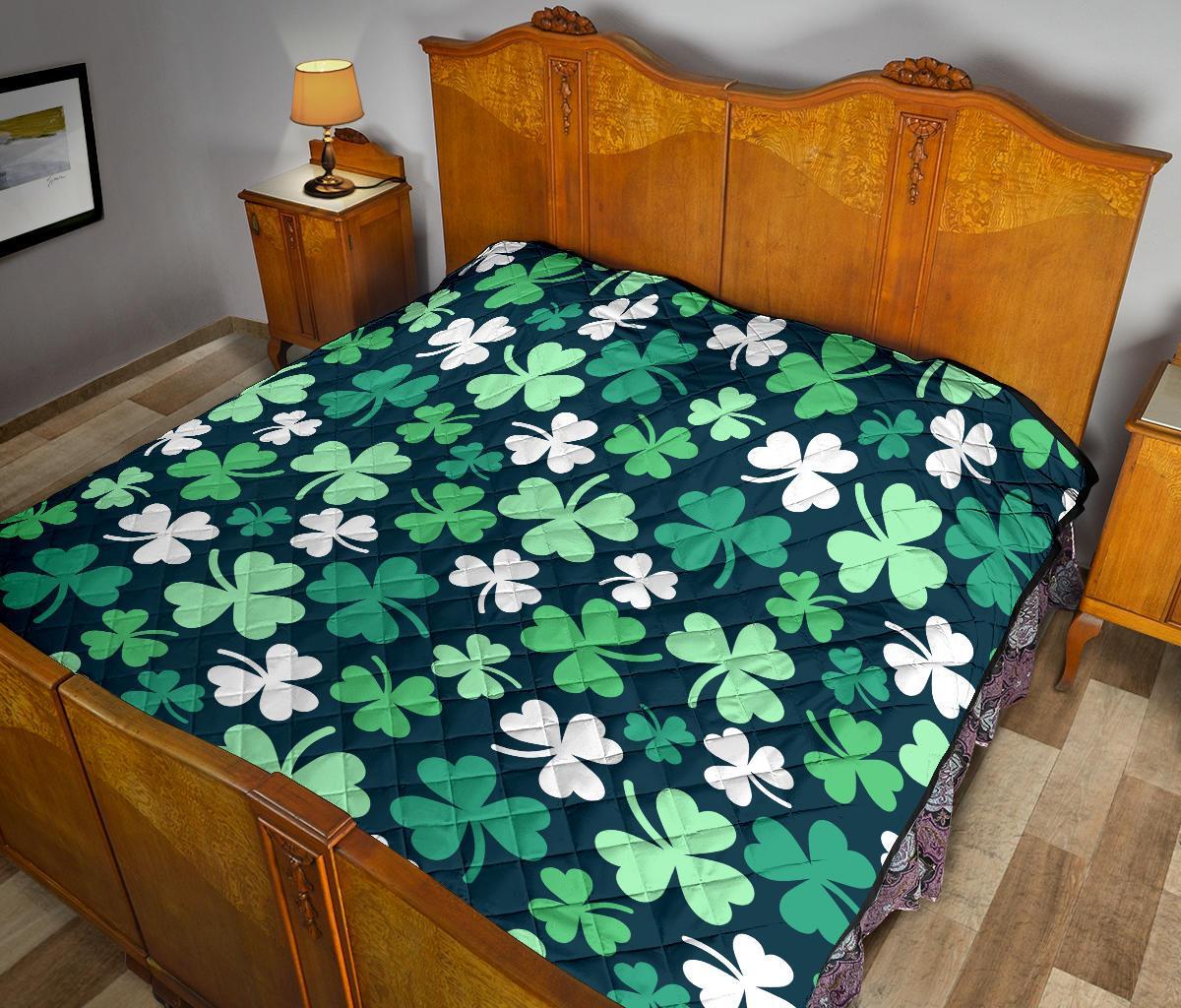 Shamrock Pattern Print Quilt-grizzshop