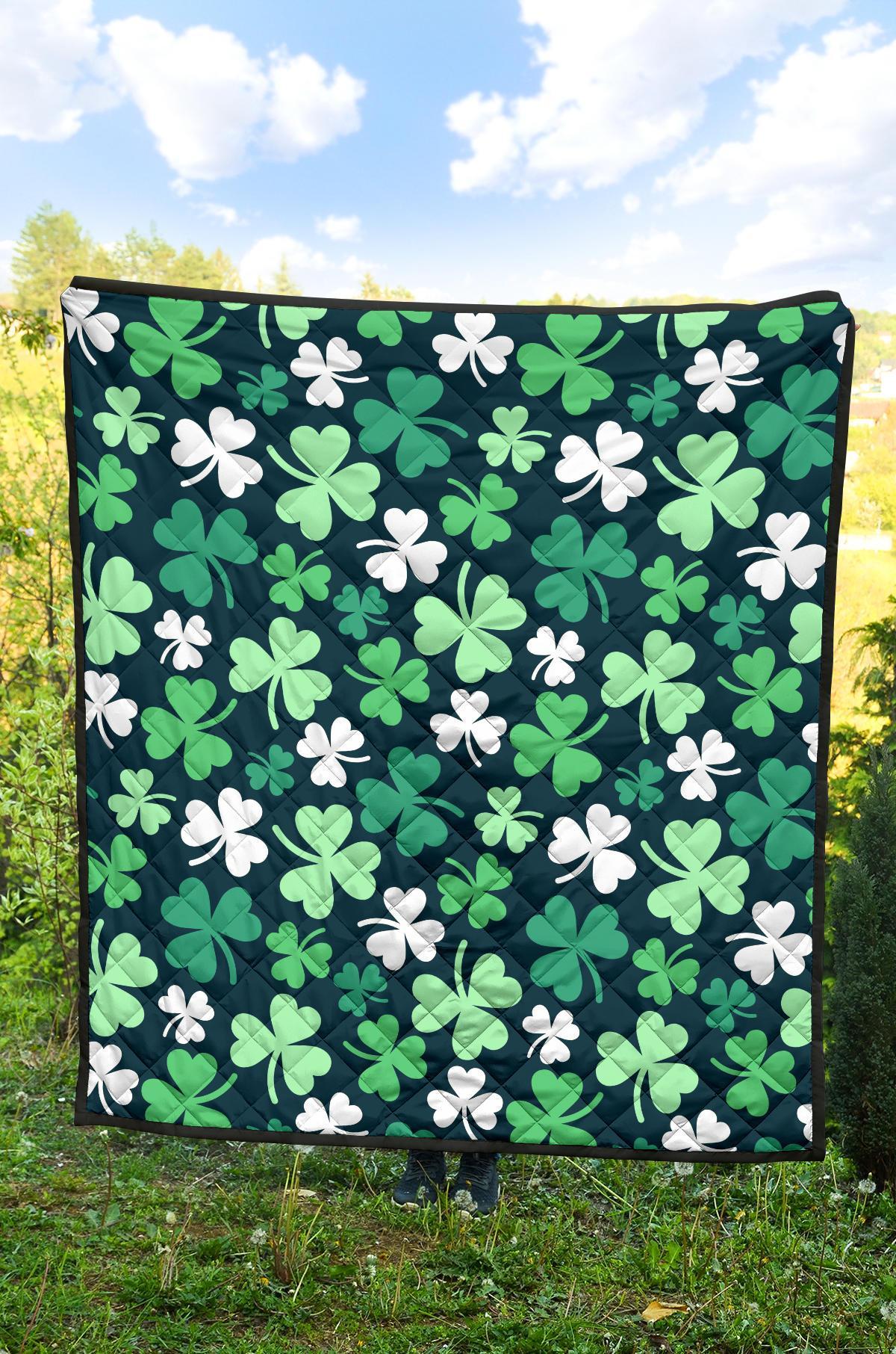 Shamrock Pattern Print Quilt-grizzshop