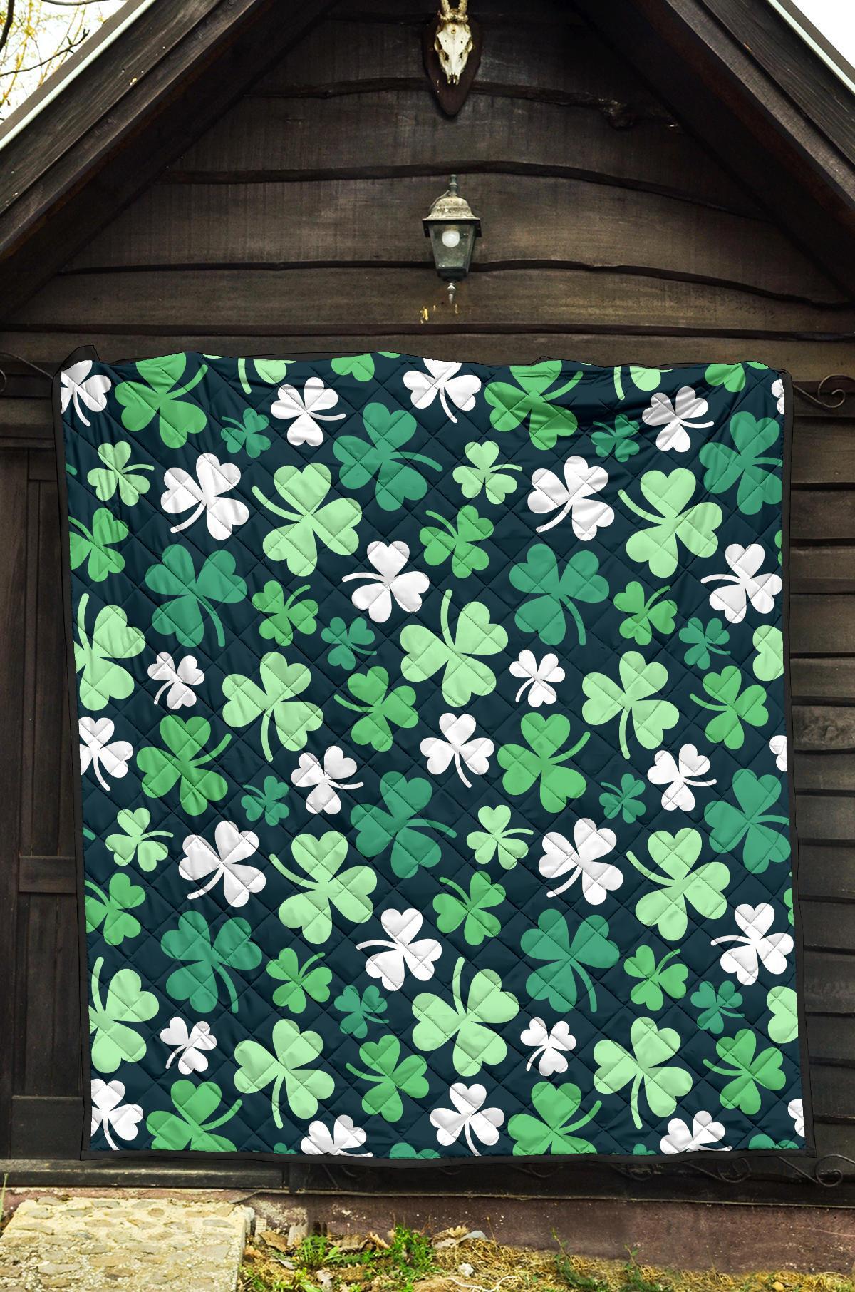 Shamrock Pattern Print Quilt-grizzshop