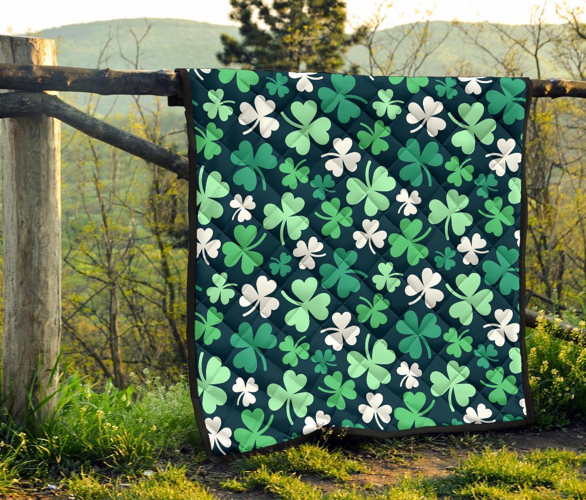 Shamrock Pattern Print Quilt-grizzshop