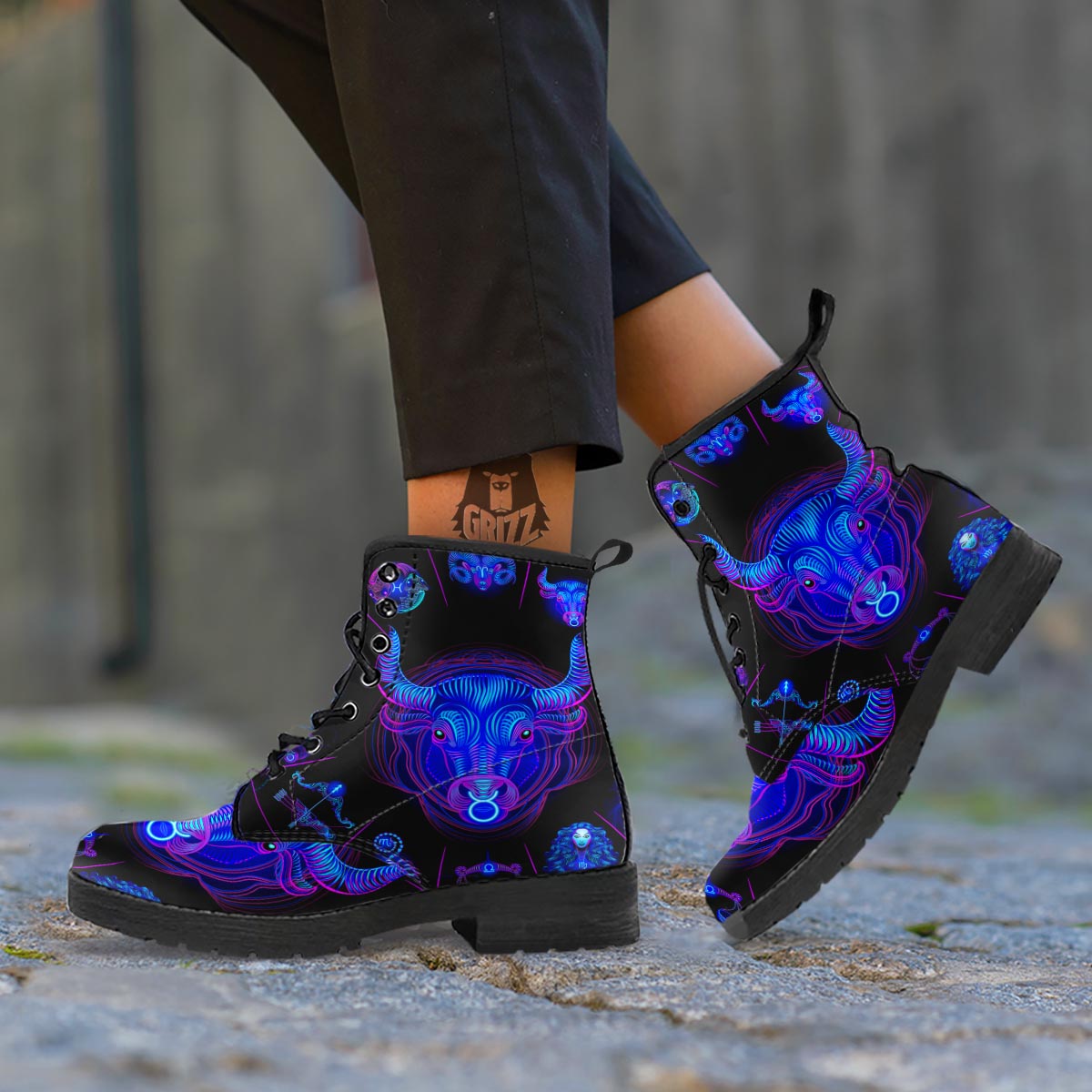 Signs Astrological And Taurus Print Leather Boots-grizzshop