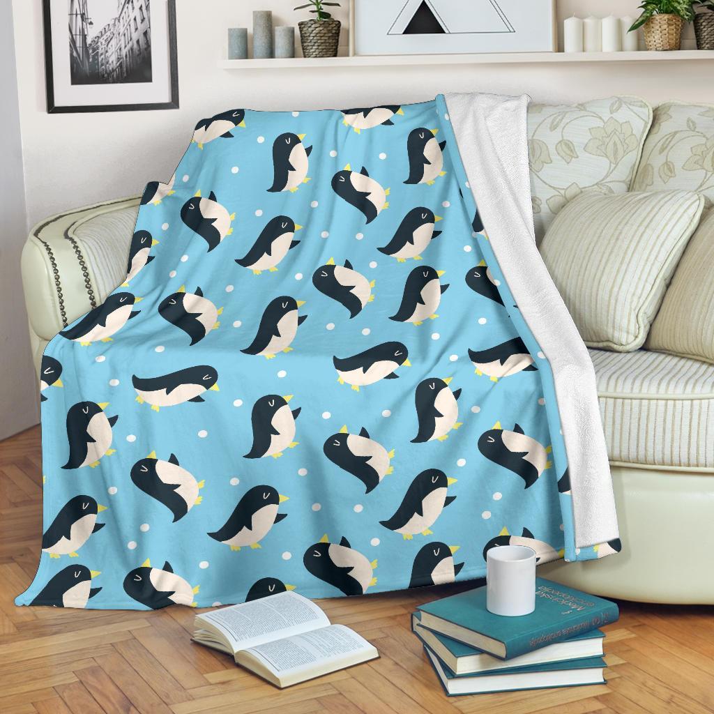Snow Polka Dot Penguin Pattern Print Blanket-grizzshop