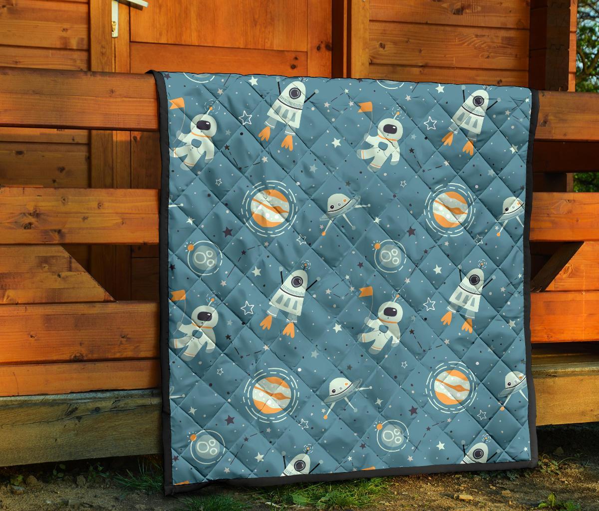 Space Astronaut Pattern Print Quilt-grizzshop