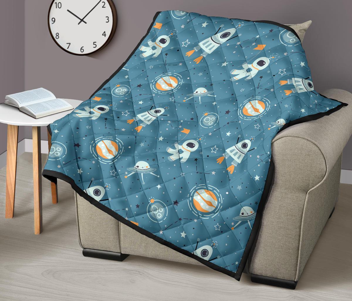 Space Astronaut Pattern Print Quilt-grizzshop