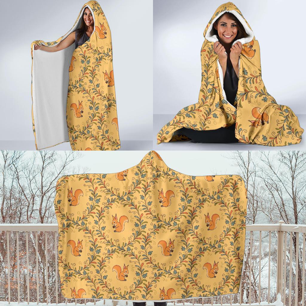 Squirrel Drawing Walnut Pattern Print Hooded Blanket-grizzshop