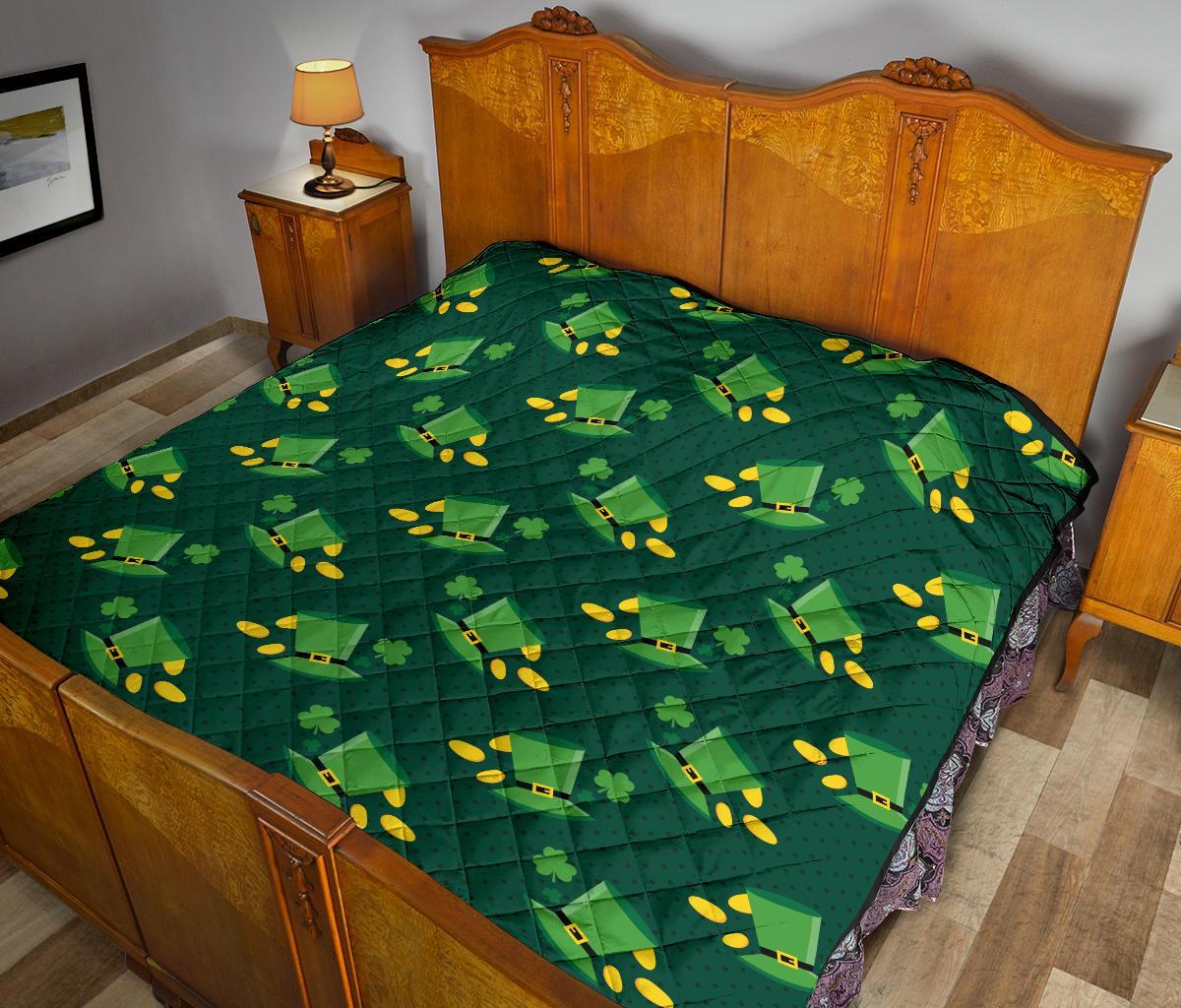 St Patrick's Day Leprechaun Print Pattern Quilt-grizzshop