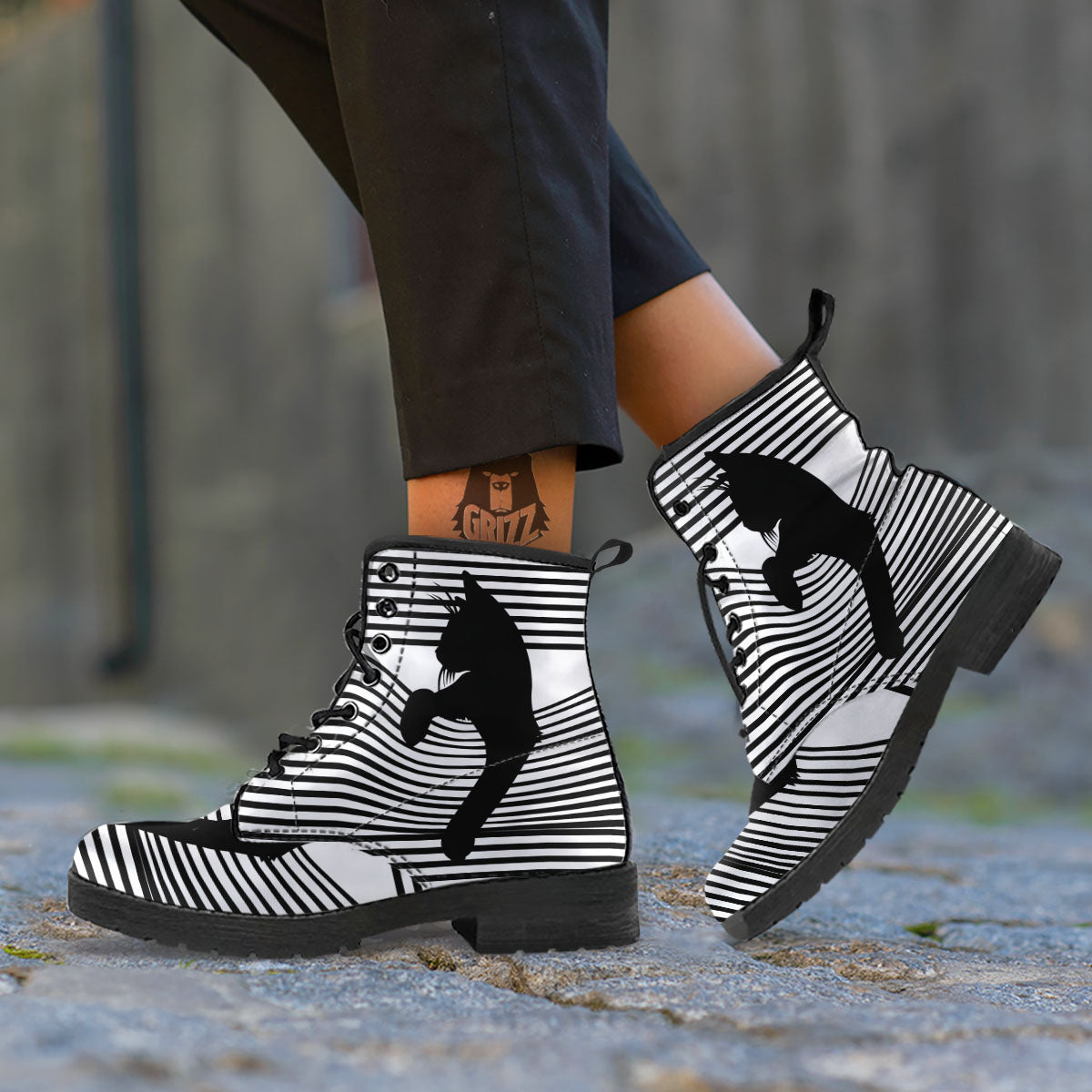 Striped Black Cat Print Leather Boots-grizzshop