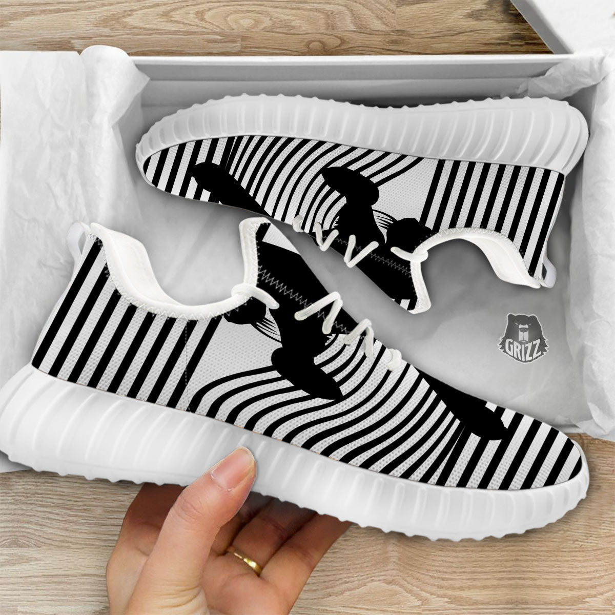 Striped Black Cat Print White Walking Shoes-grizzshop