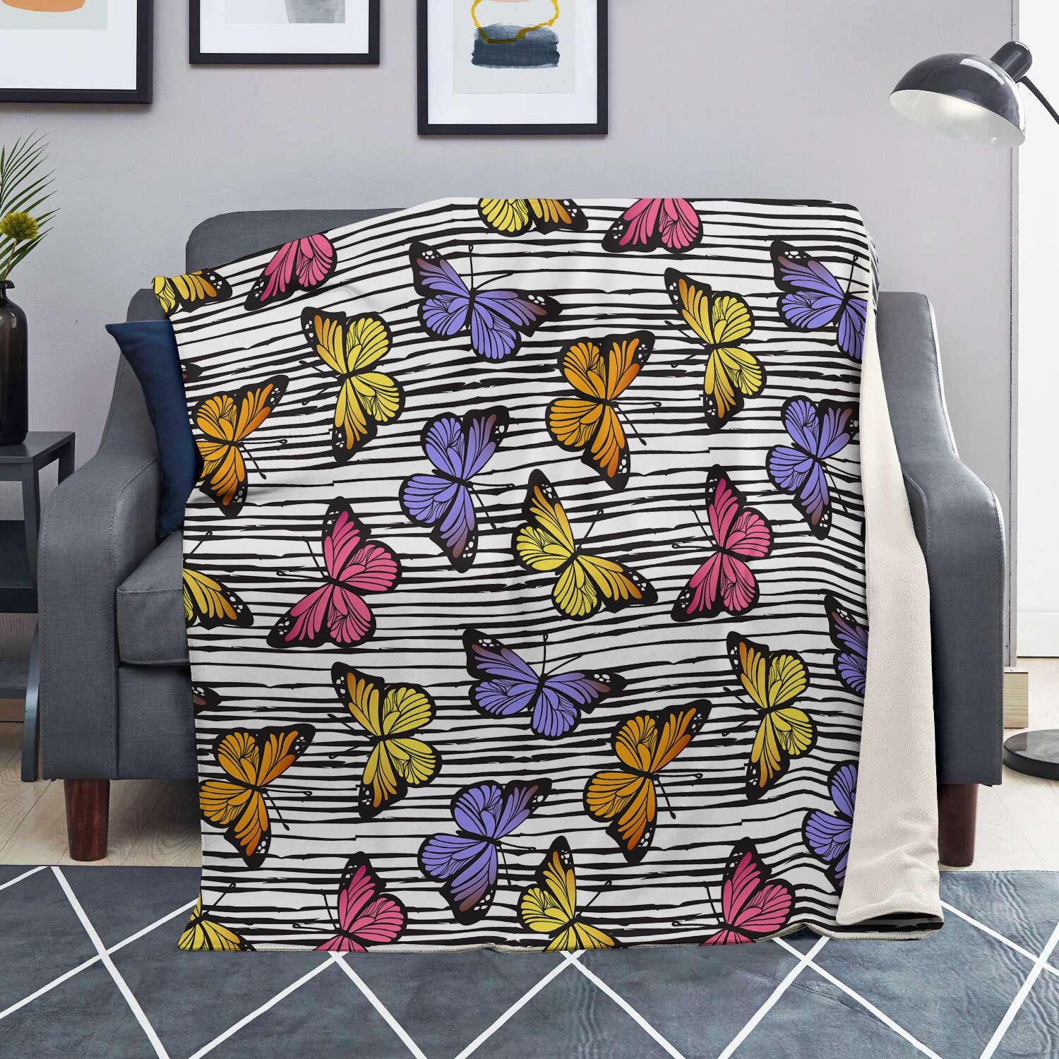 Striped Butterfly Print Blanket-grizzshop