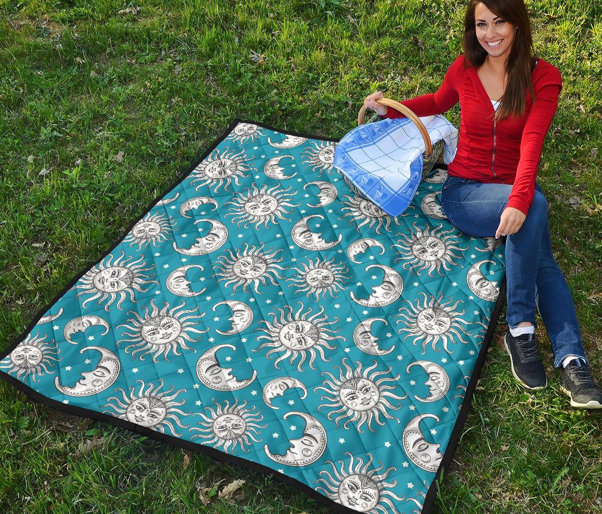 Sun Moon Blue Pattern Print Quilt-grizzshop