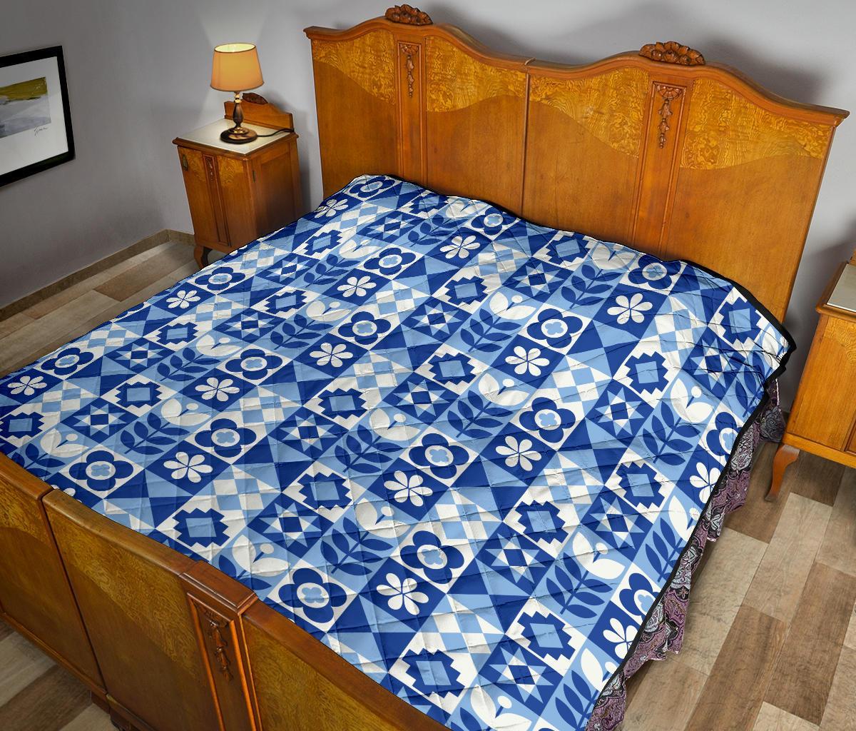 Swedish Pattern Print Quilt-grizzshop