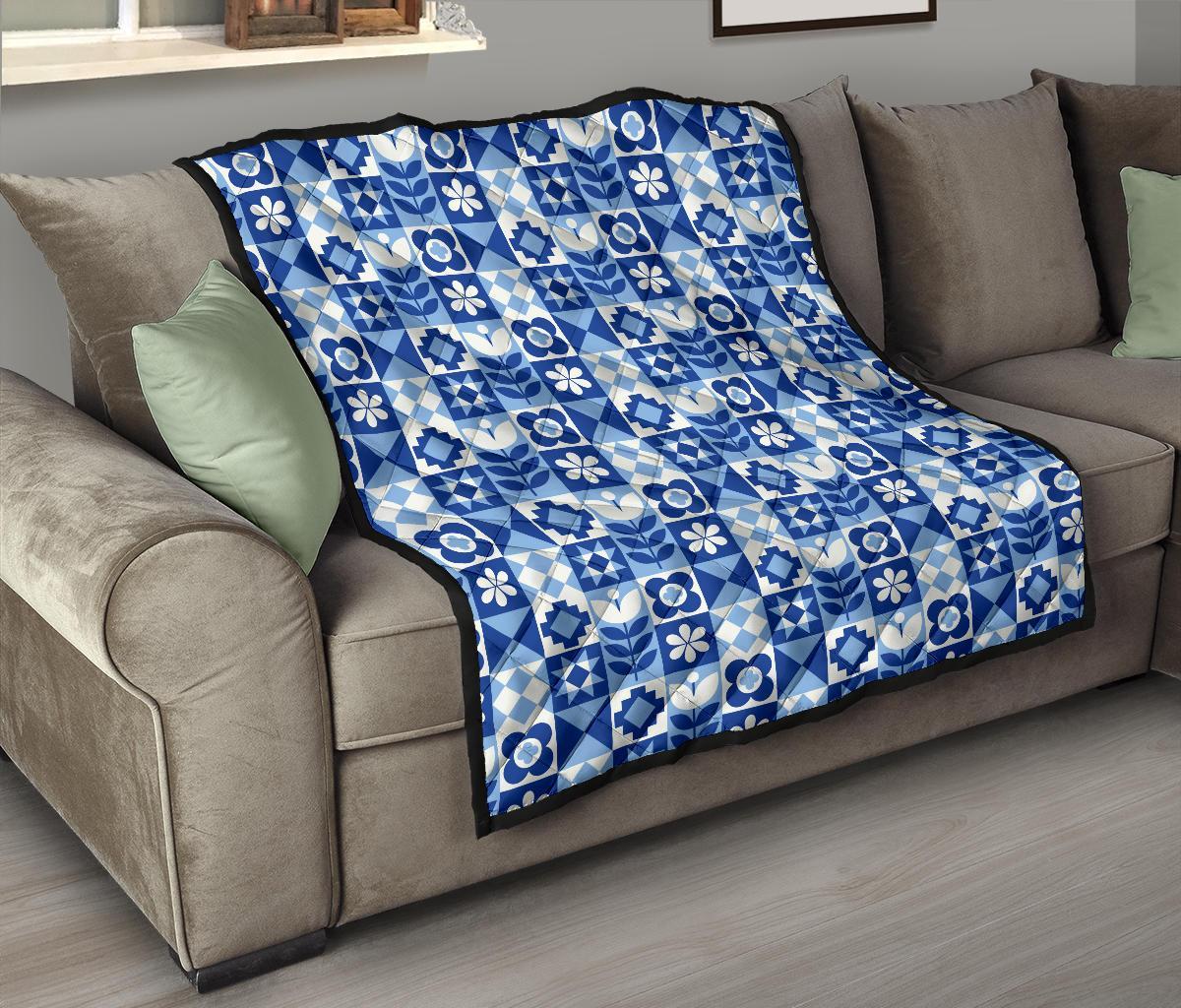 Swedish Pattern Print Quilt-grizzshop