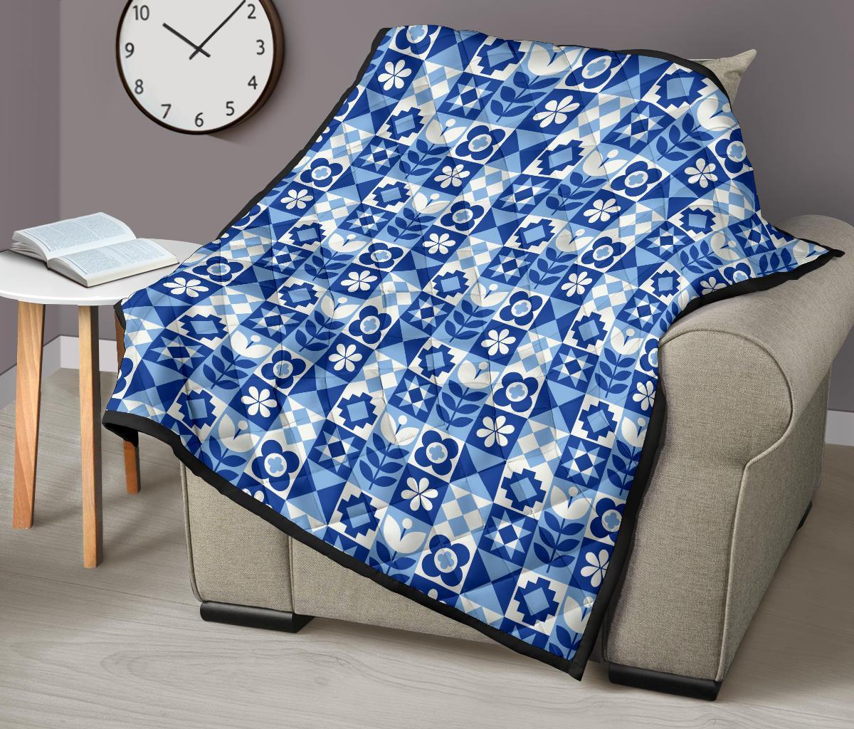 Swedish Pattern Print Quilt-grizzshop