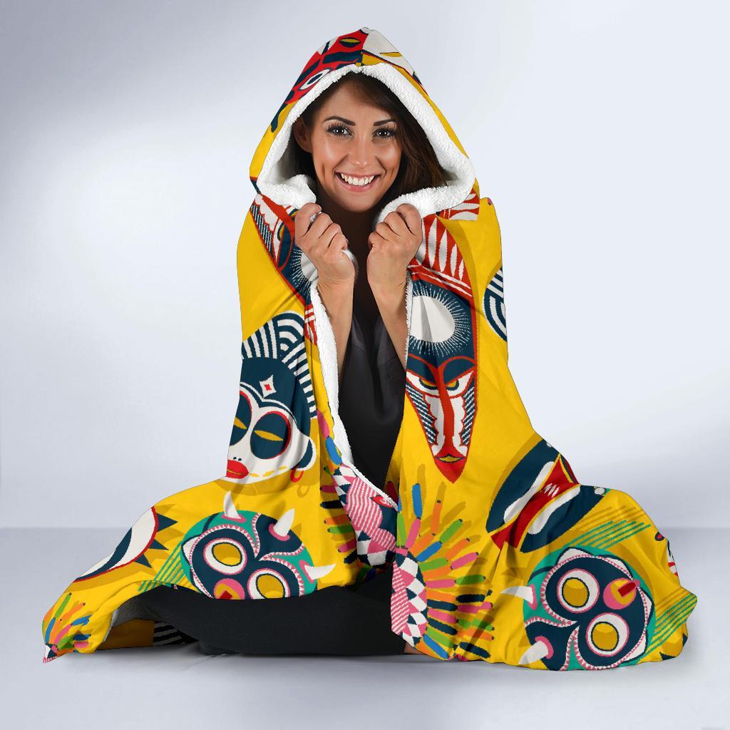 Totem Mask Pattern Print Hooded Blanket-grizzshop