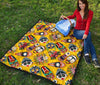 Totem Mask Pattern Print Quilt-grizzshop