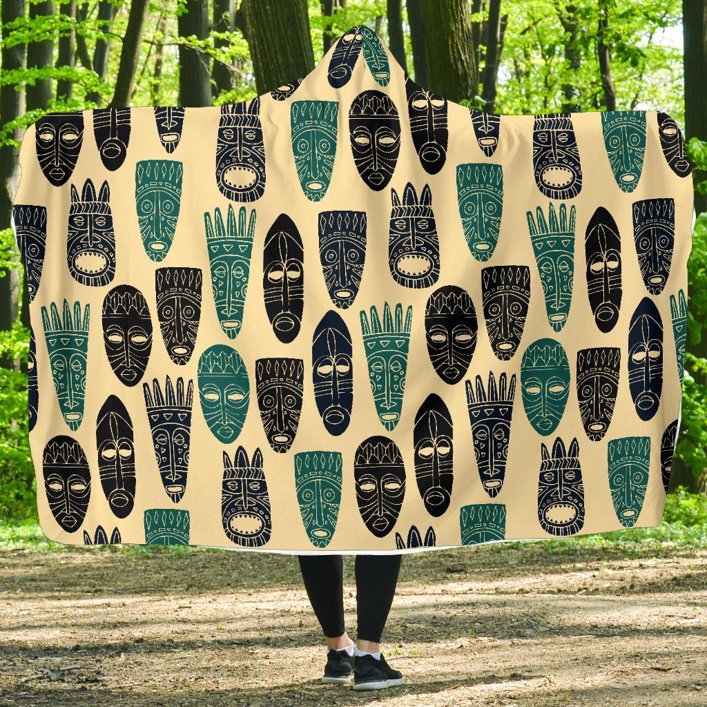 Totem Mask Print Pattern Hooded Blanket-grizzshop