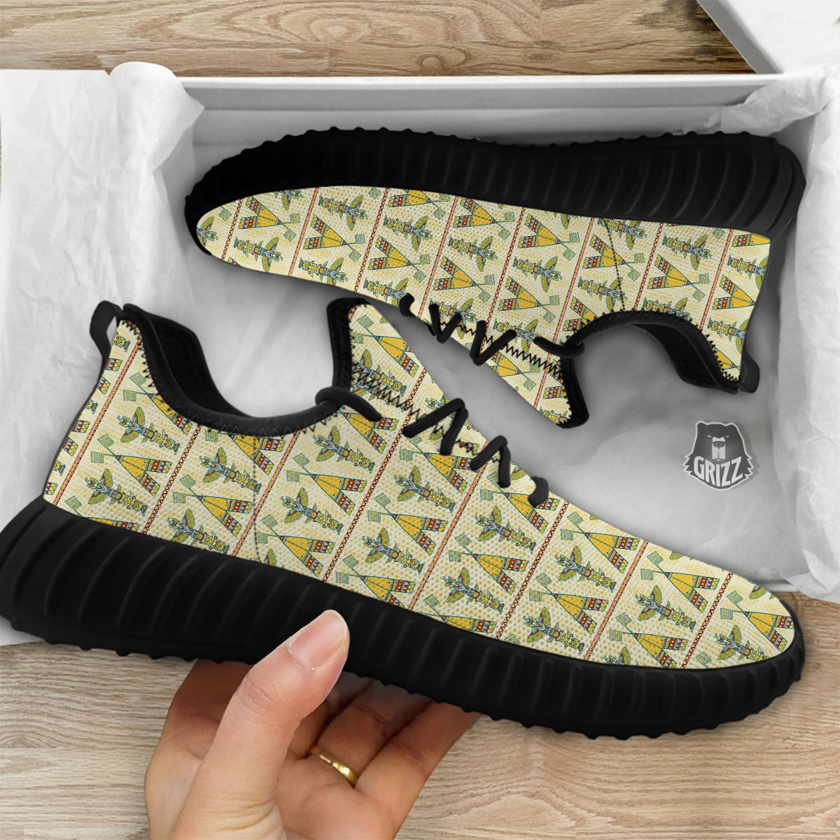 Totem Native Print Pattern Black Walking Shoes-grizzshop