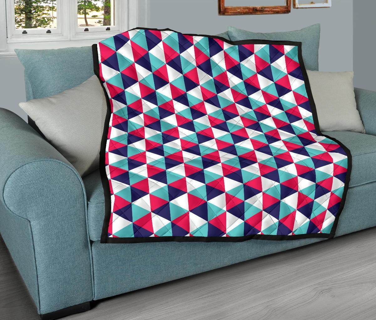 Triangle Pattern Print Quilt-grizzshop