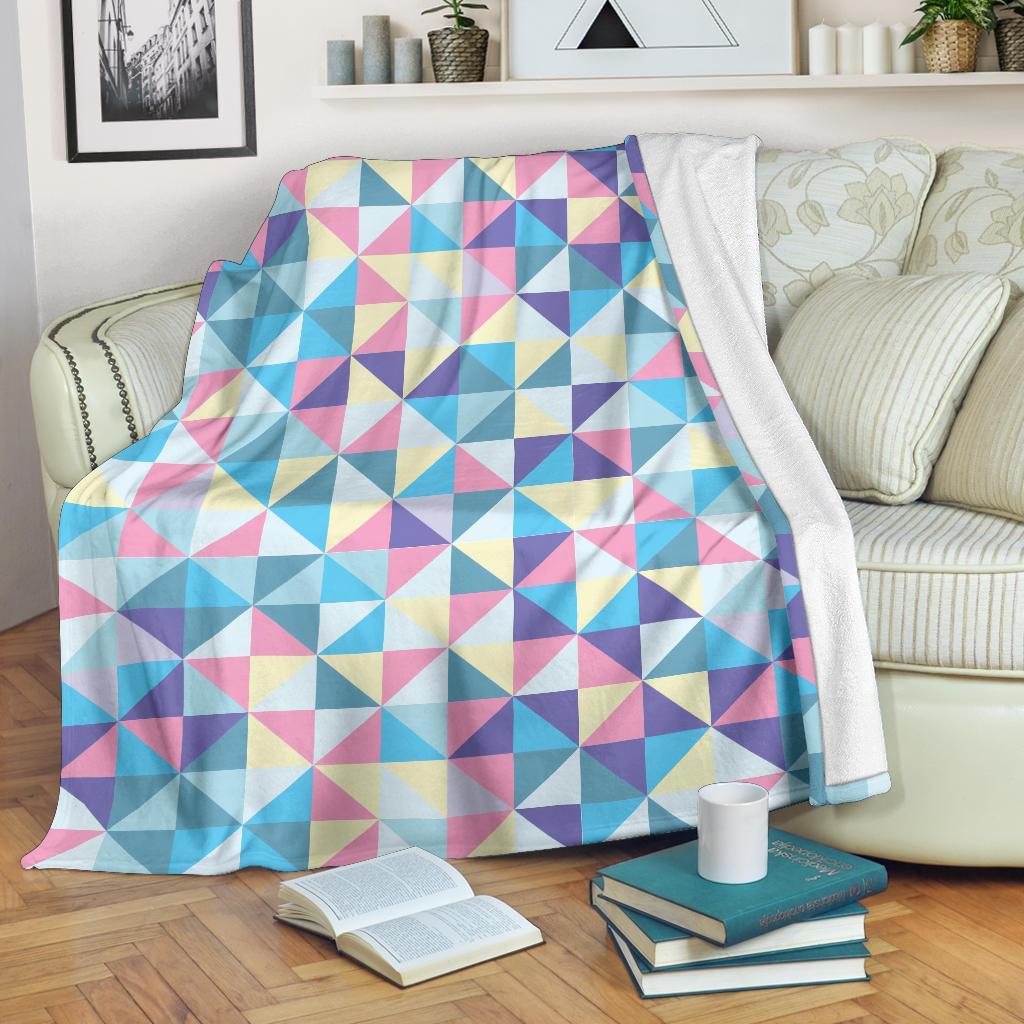 Triangle Print Pattern Blanket-grizzshop