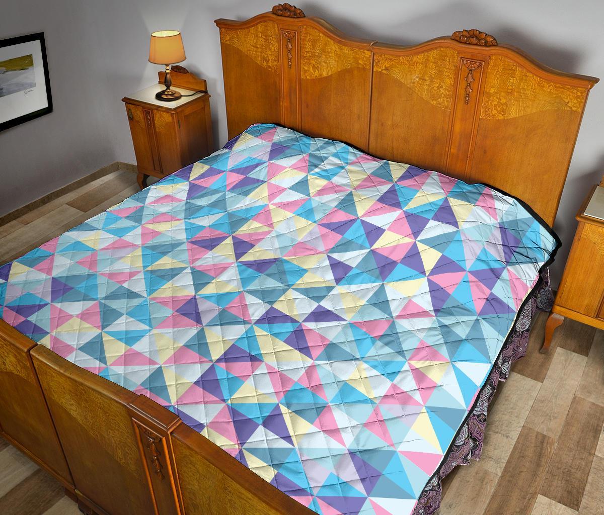 Triangle Print Pattern Quilt-grizzshop