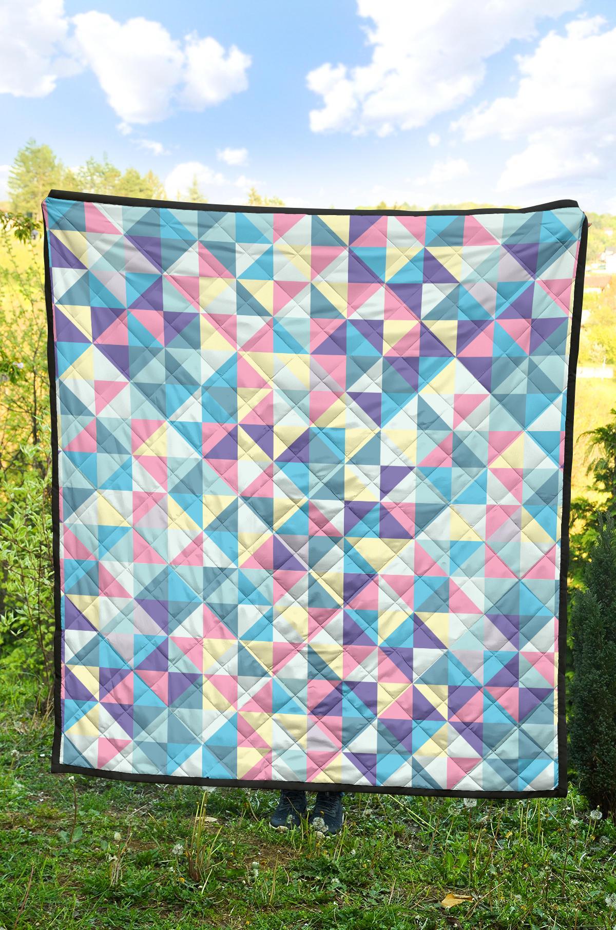 Triangle Print Pattern Quilt-grizzshop