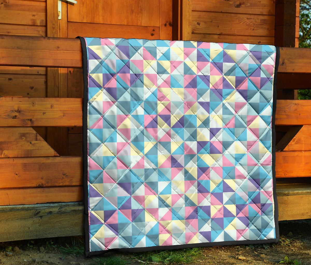 Triangle Print Pattern Quilt-grizzshop