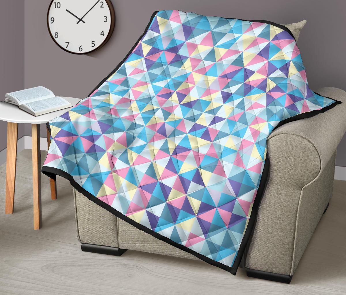 Triangle Print Pattern Quilt-grizzshop