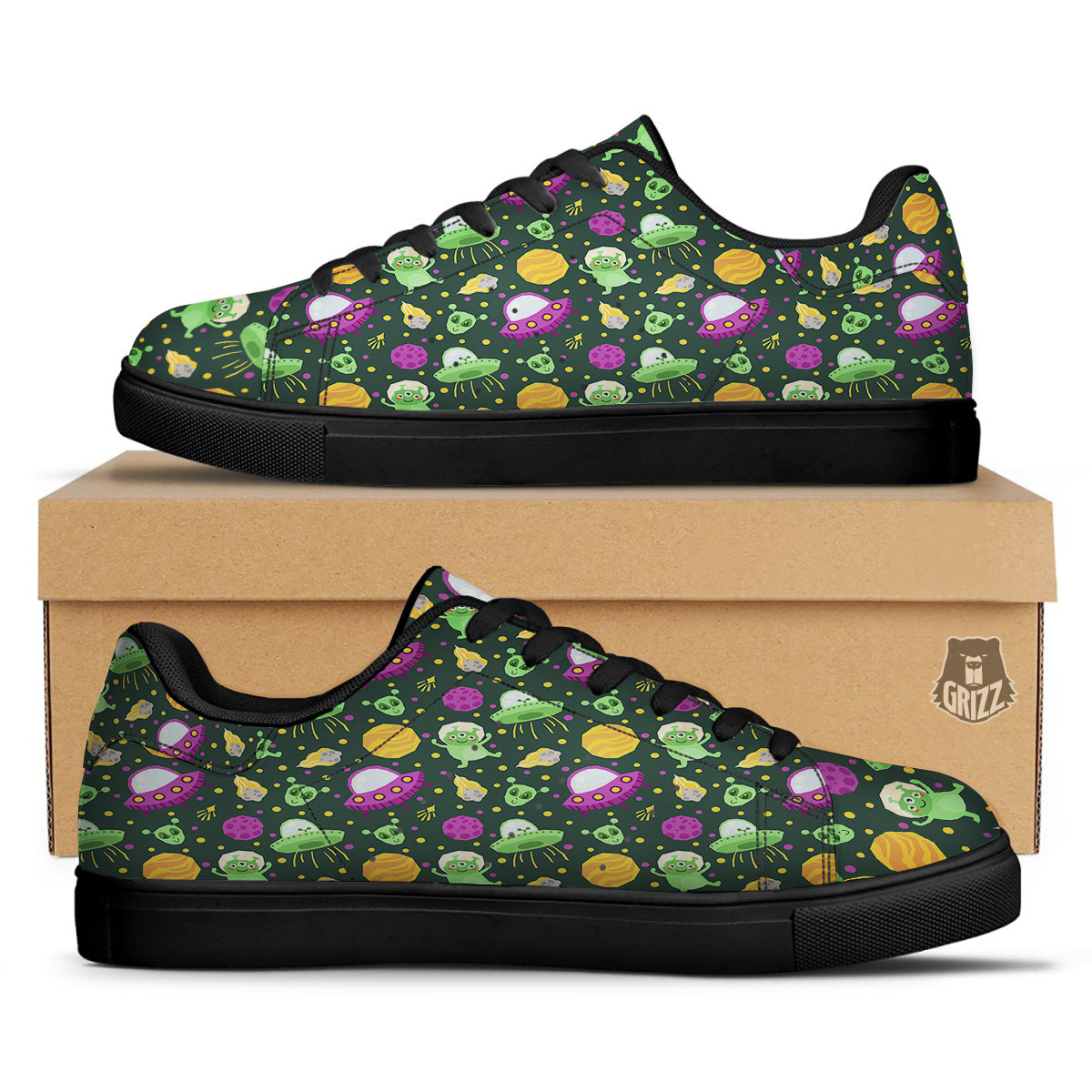 UFO Little Green Alien Print Pattern Black Low Top Sneakers-grizzshop