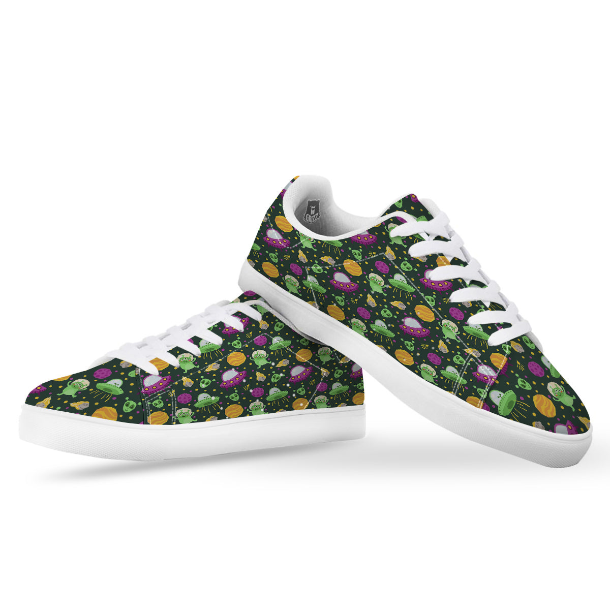 UFO Little Green Alien Print Pattern White Low Top Sneakers-grizzshop