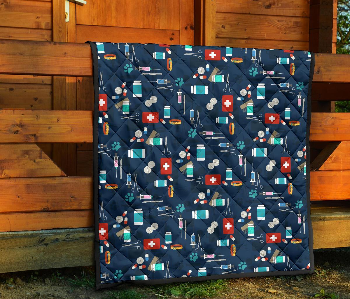 Veterianary Pattern Print Quilt-grizzshop