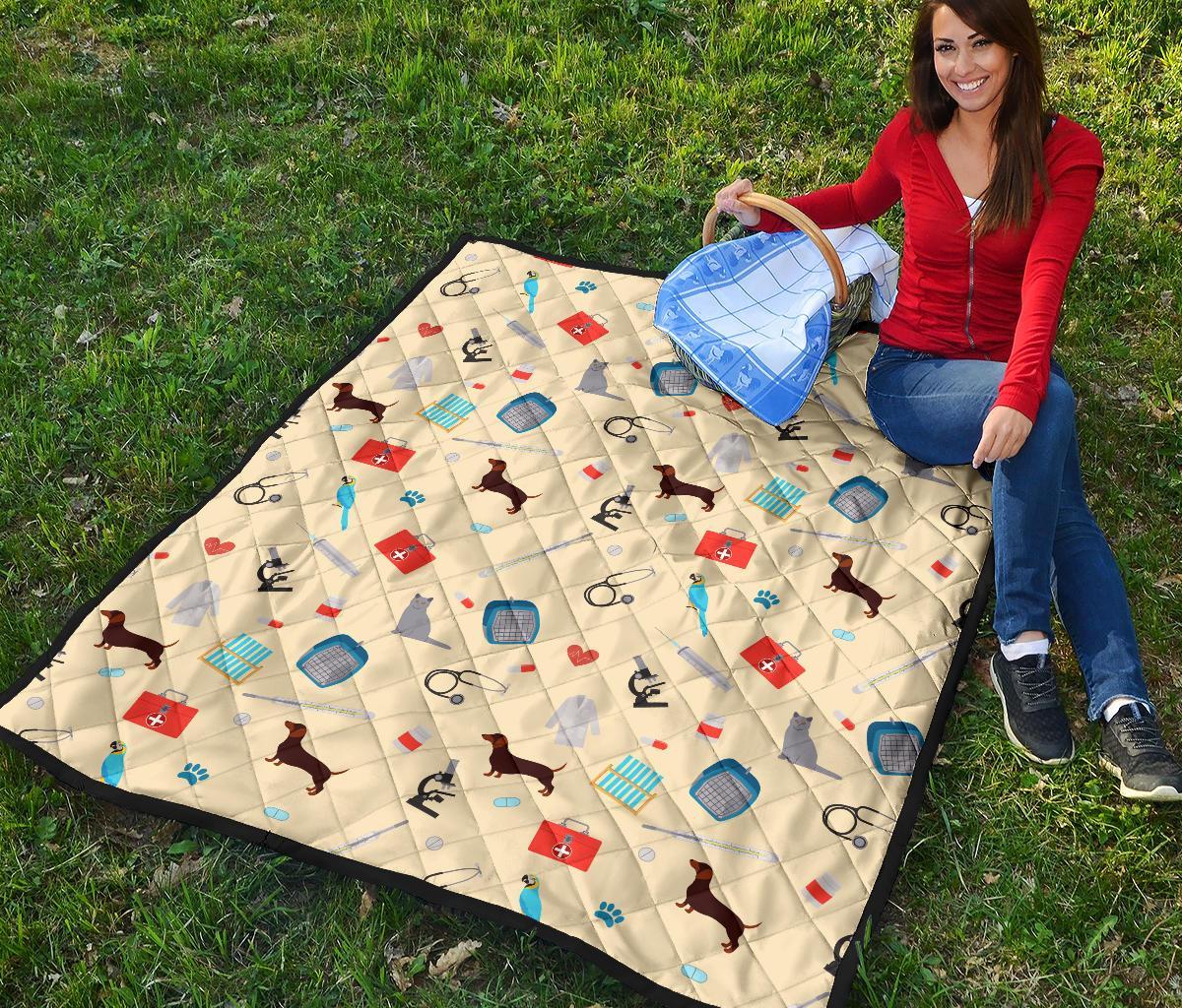 Veterianary Print Pattern Quilt-grizzshop