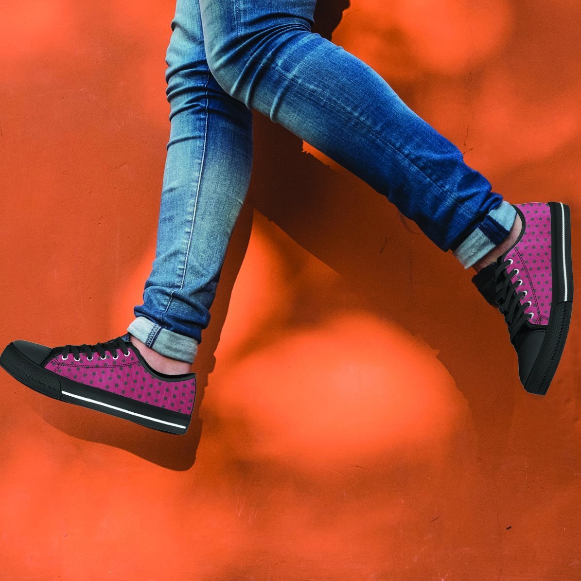 Vintage Black And Pink Tiny Polka Dot Men's Low Top Shoes-grizzshop