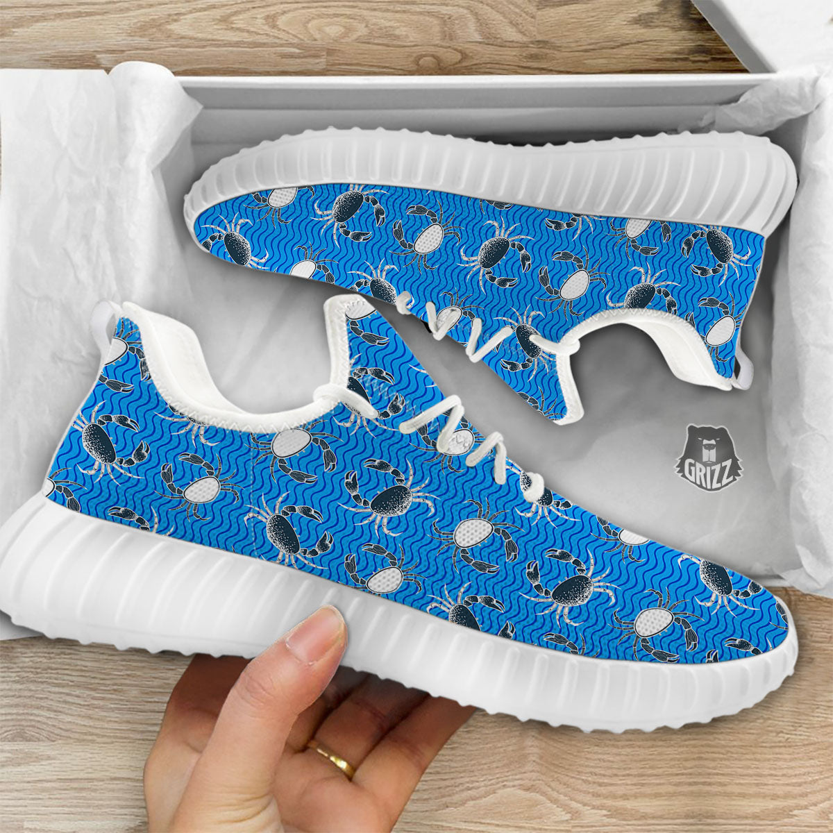 Wave Crab White And Blue Print Pattern White Walking Shoes-grizzshop
