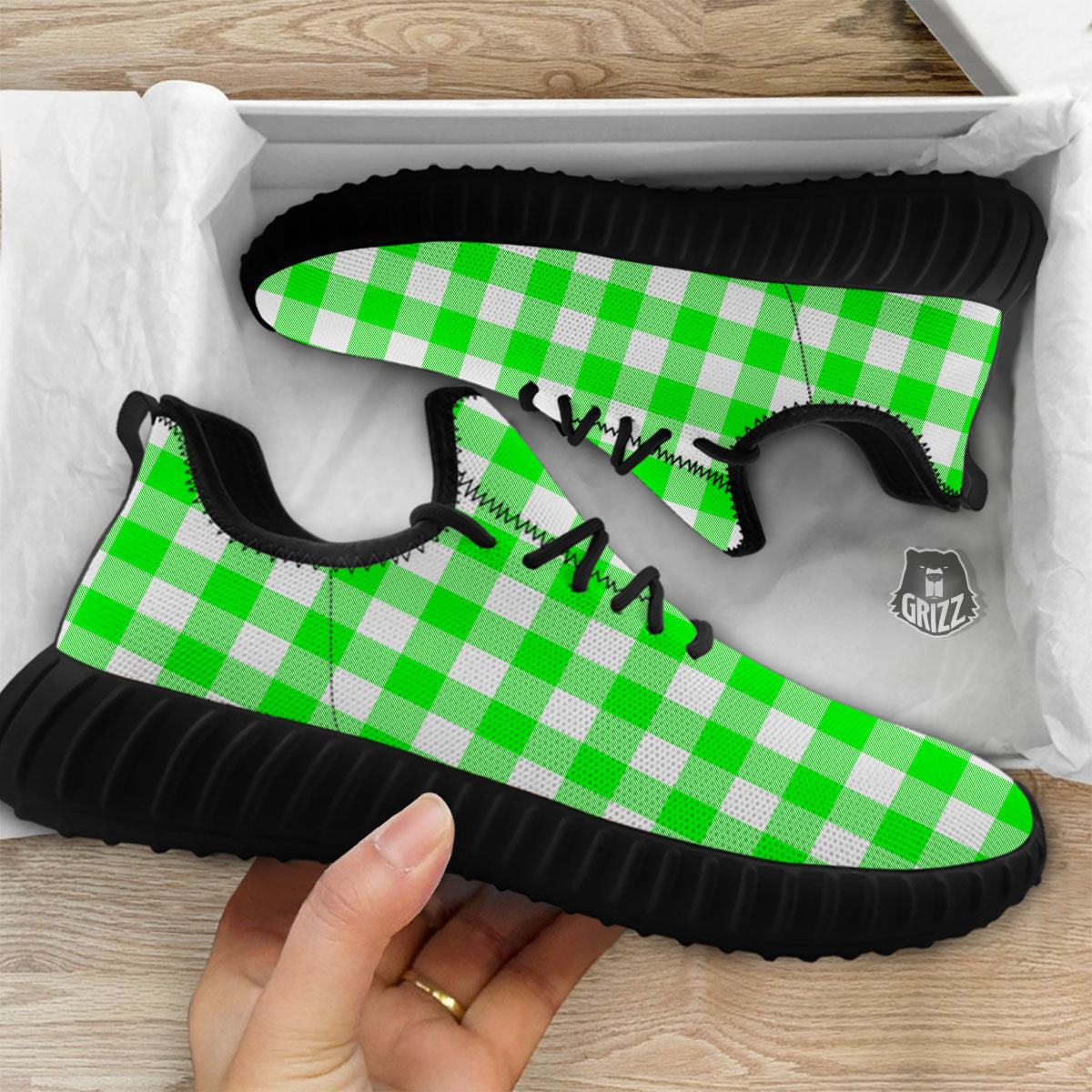 White Buffalo Check And UFO Green Print Pattern Black Walking Shoes-grizzshop