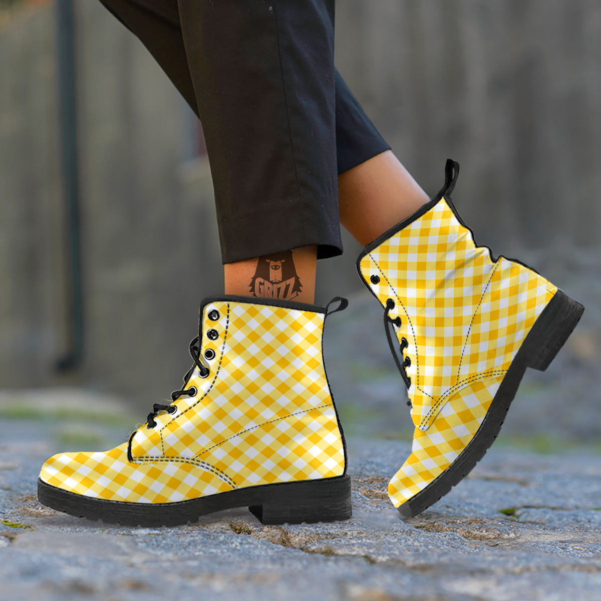 White Gingham And Yellow Honey Print Leather Boots-grizzshop