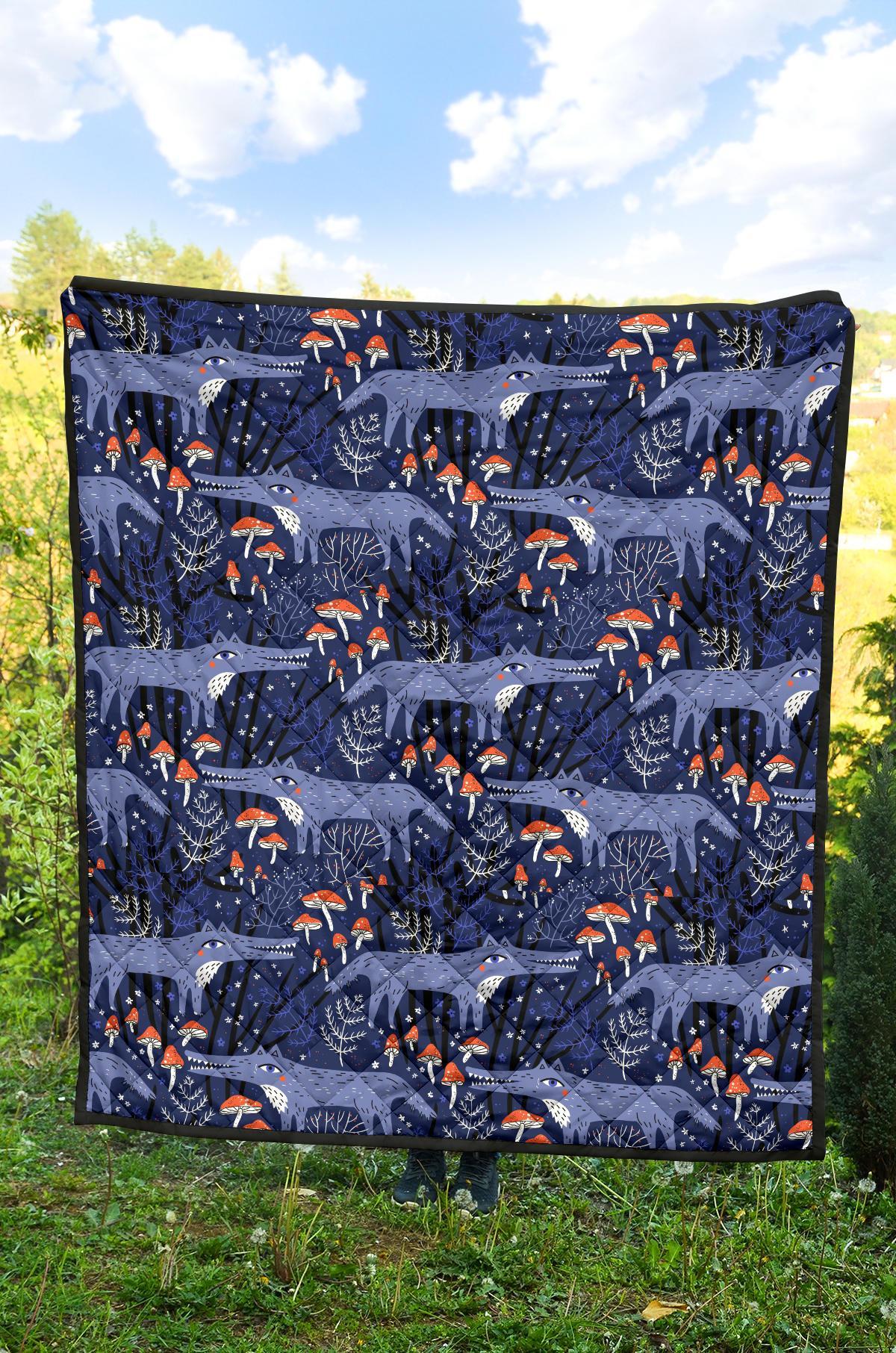 Wolf Cartoon Pattern Print Quilt-grizzshop