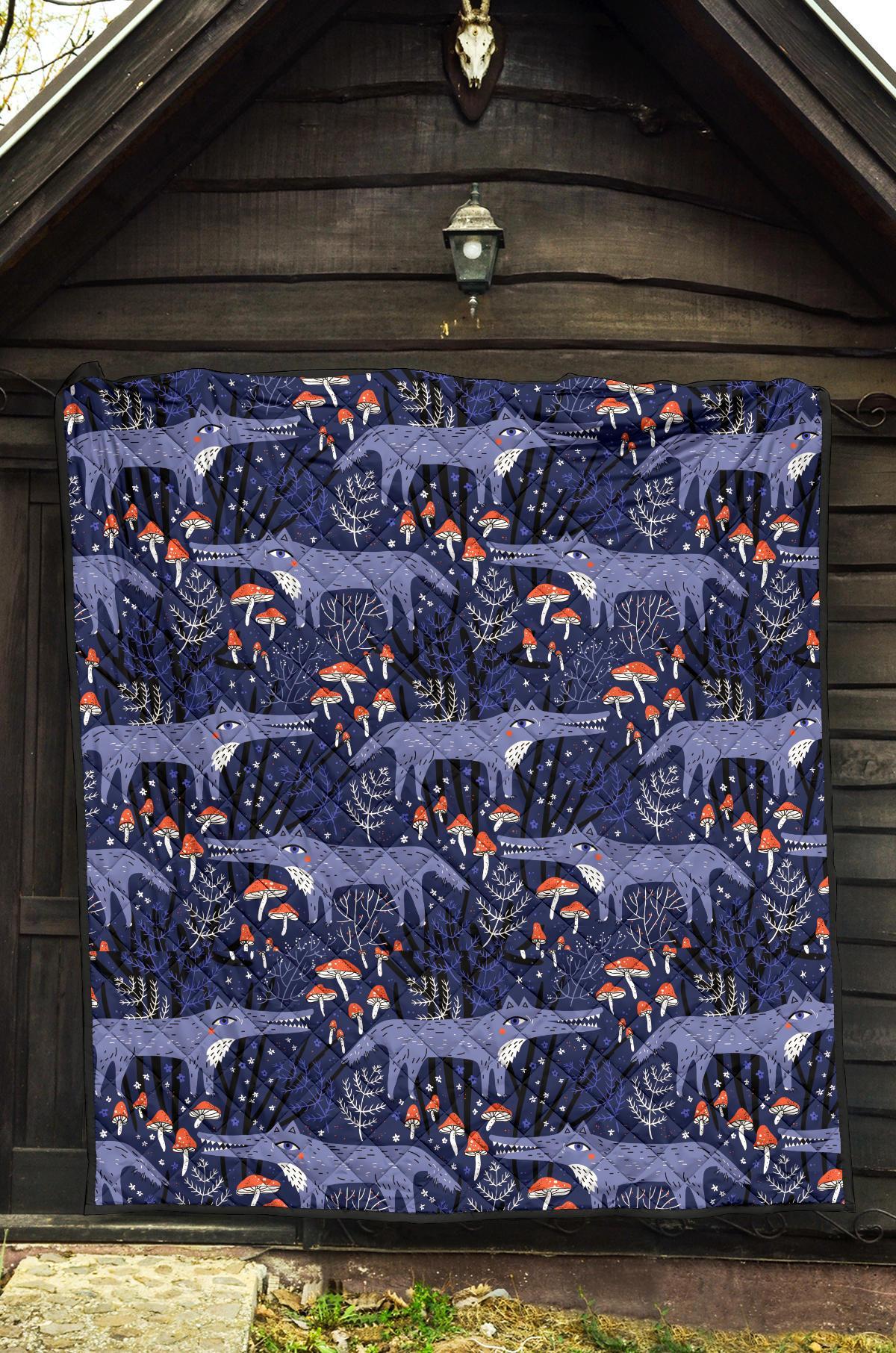 Wolf Cartoon Pattern Print Quilt-grizzshop