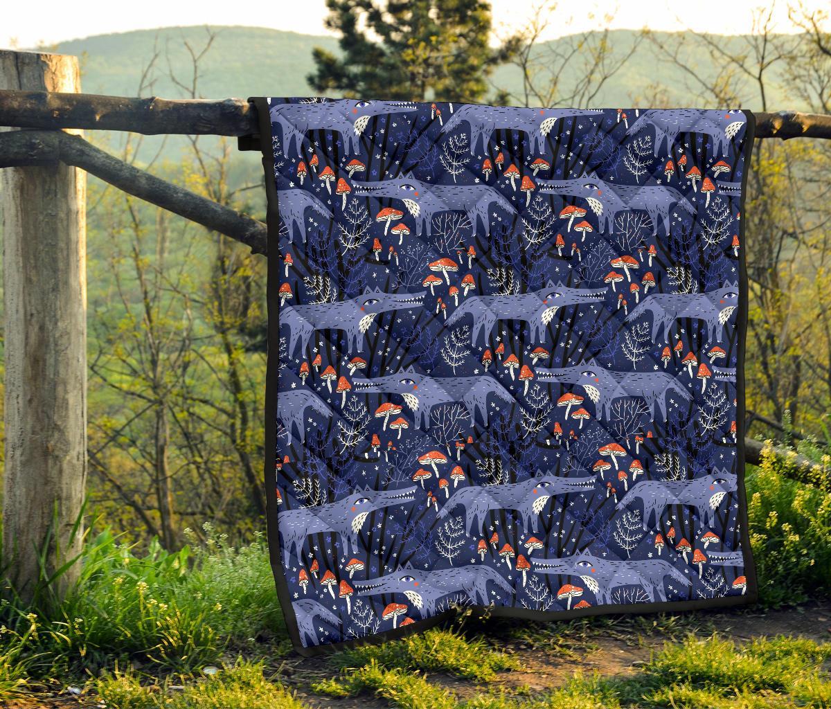 Wolf Cartoon Pattern Print Quilt-grizzshop