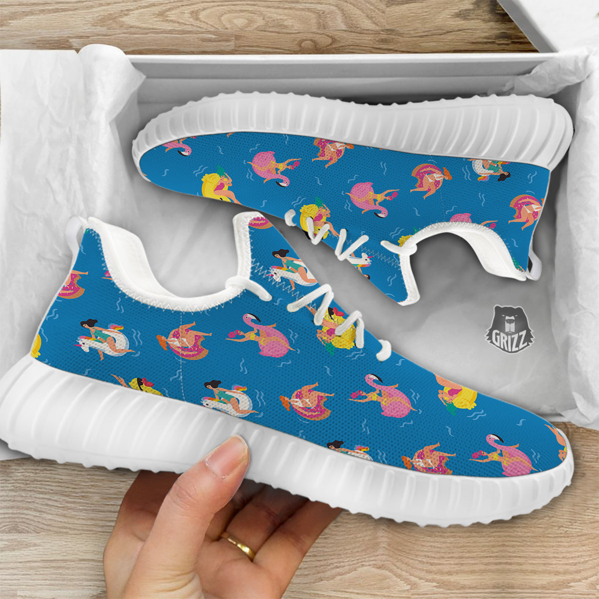 Women Swimming In The Sea Print Pattern White Walking Shoes-grizzshop