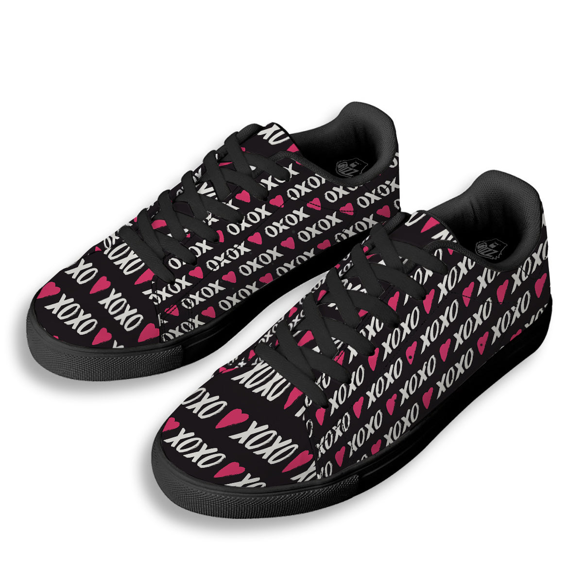 XOXO Valentine's Day Print Pattern Black Low Top Sneakers-grizzshop