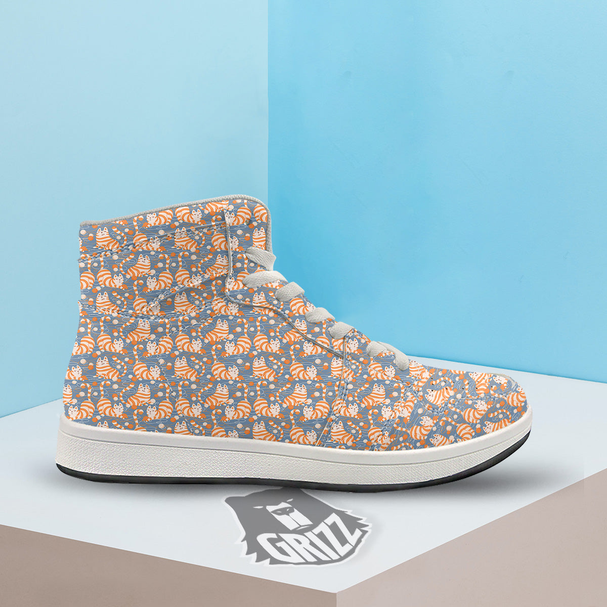 Yarn Ball And Cat Print Pattern High Top Sneakers-grizzshop