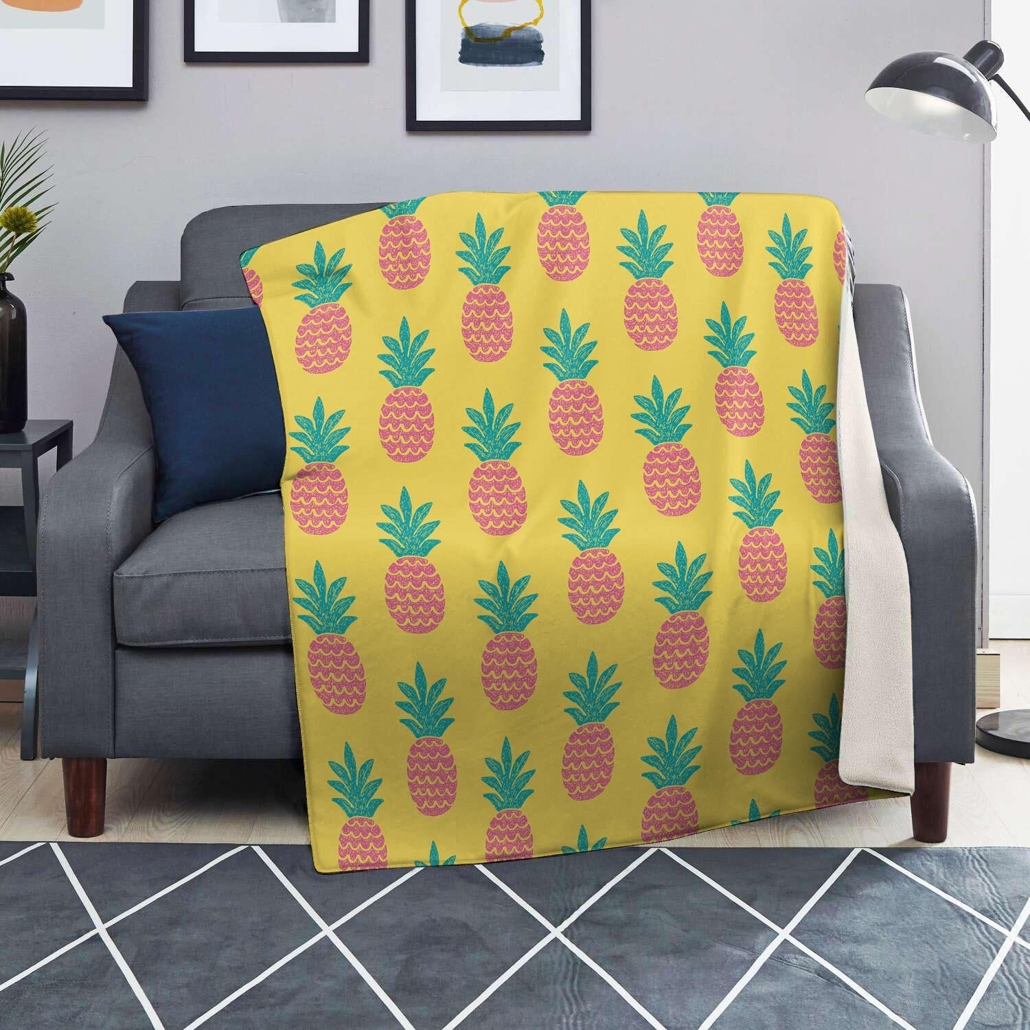 Yellow Pineapple Print Blanket-grizzshop