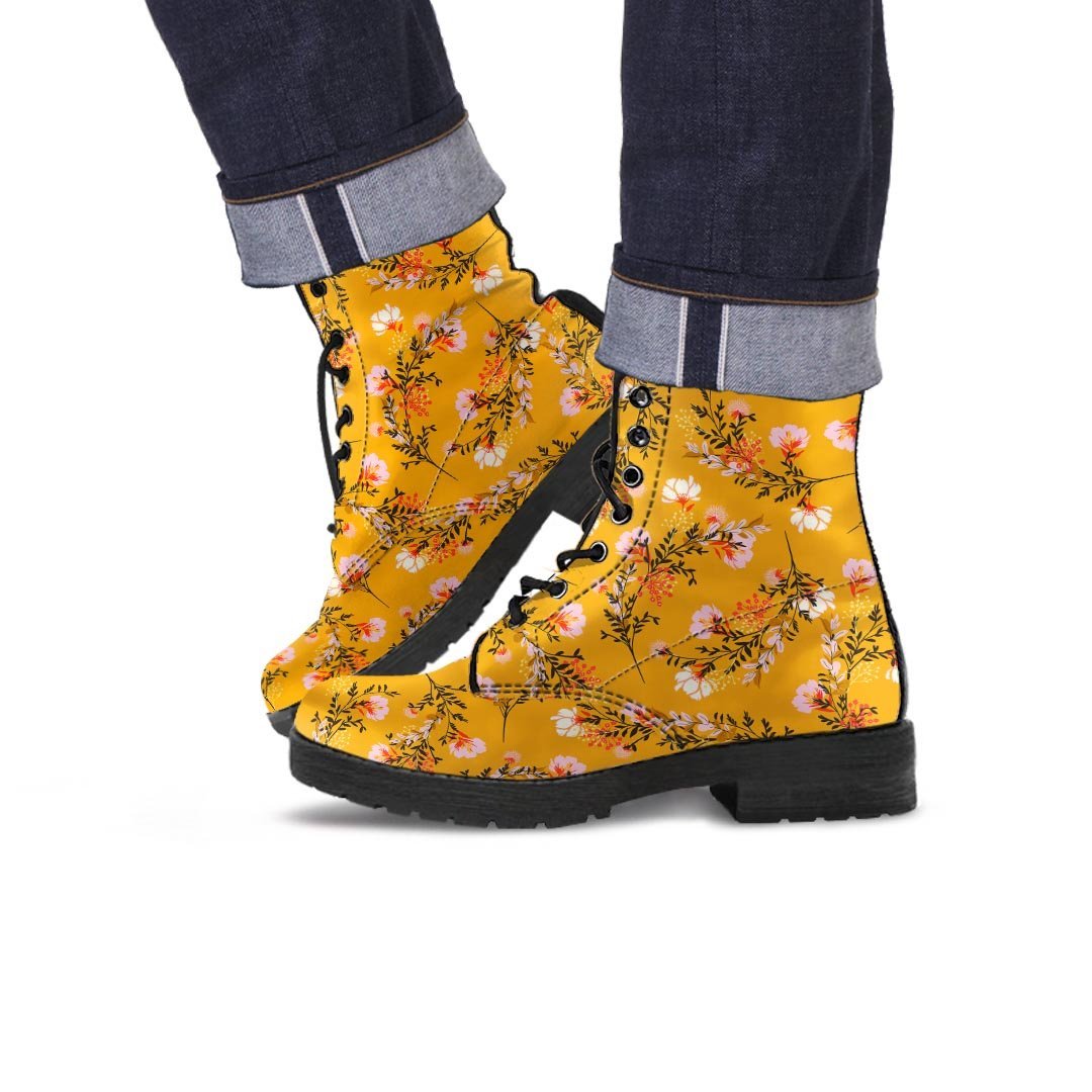 Yellow Floral Retro Print Men's Boots-grizzshop