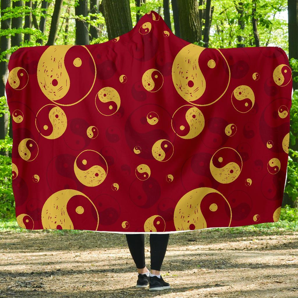 Yin Yang Red Pattern Print Hooded Blanket-grizzshop