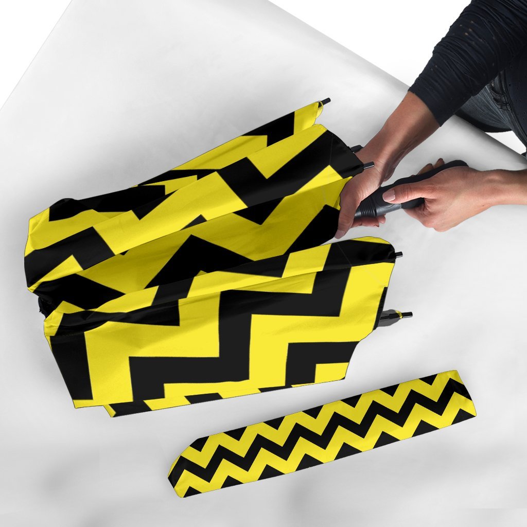 Zig Zag Yellow Pattern Print Automatic Foldable Umbrella-grizzshop