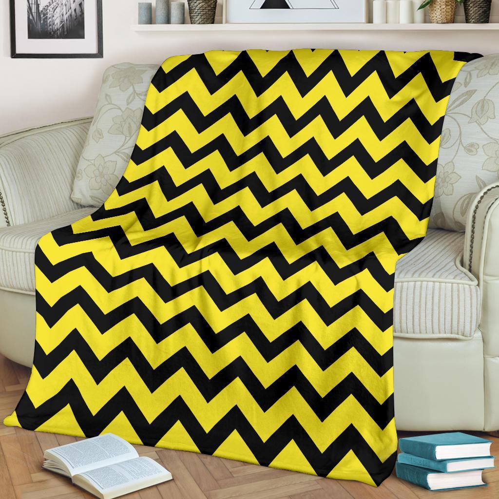 Zig Zag Yellow Pattern Print Blanket-grizzshop