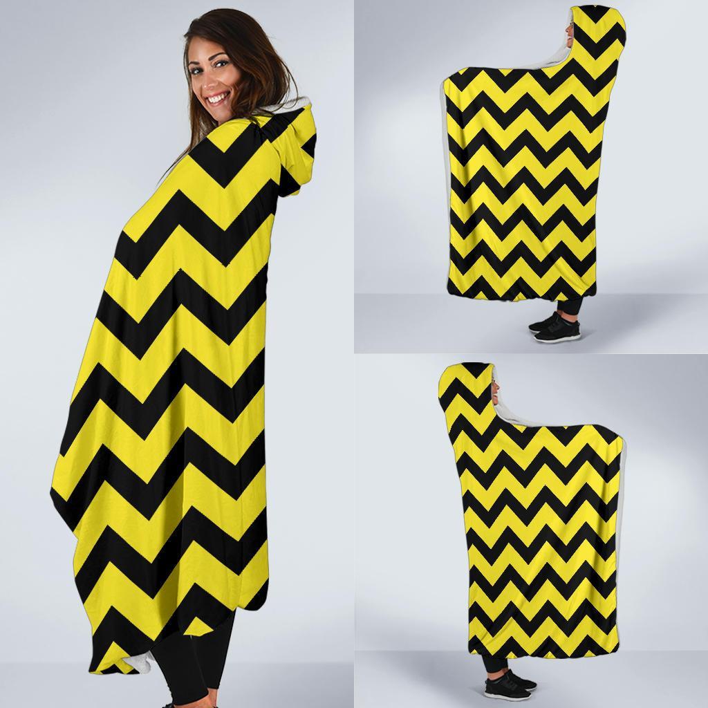 Zig Zag Yellow Pattern Print Hooded Blanket-grizzshop